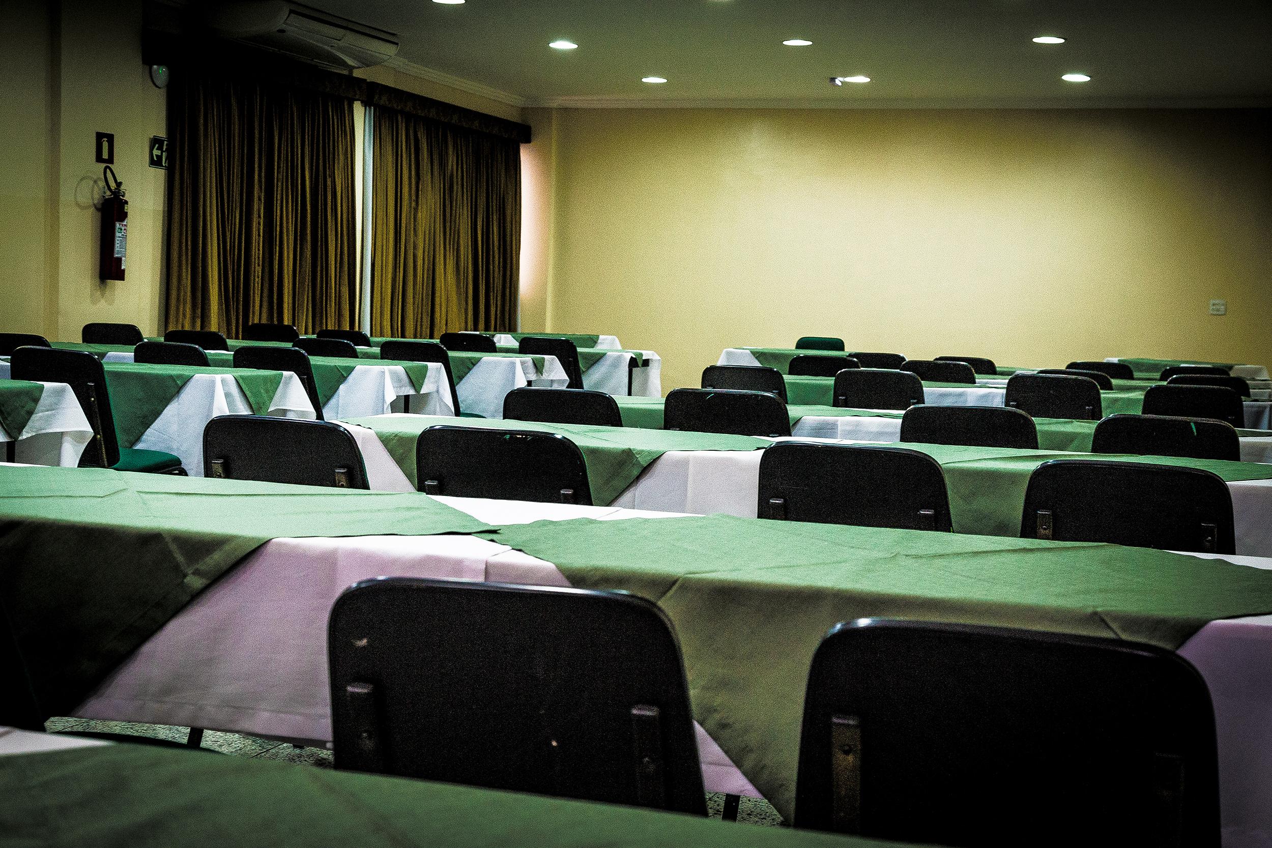 Hotel Golden Park Uberaba By Nacional Inn Exterior foto