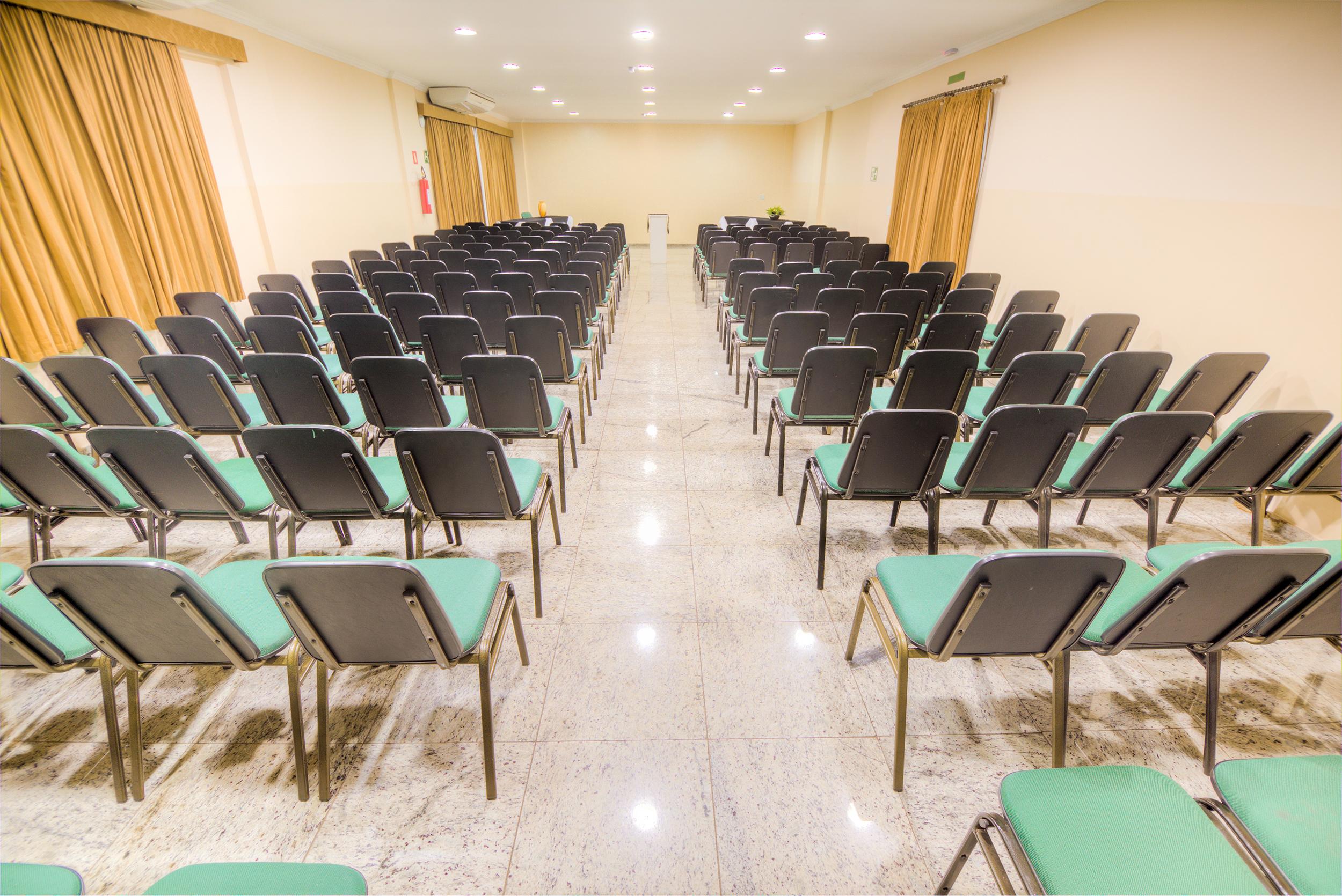 Hotel Golden Park Uberaba By Nacional Inn Exterior foto