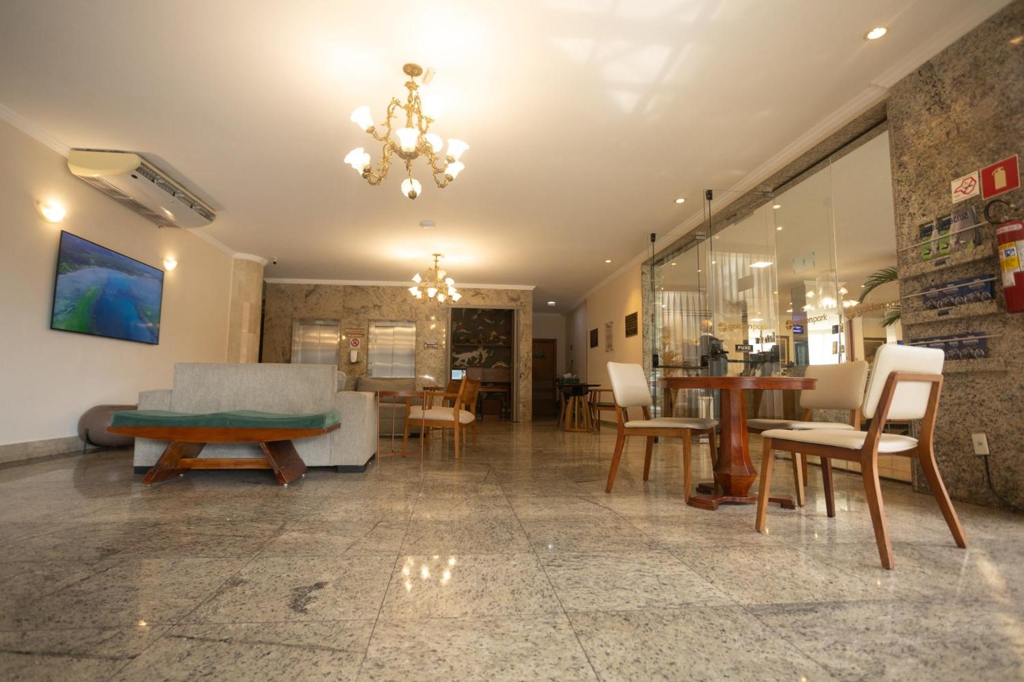 Hotel Golden Park Uberaba By Nacional Inn Exterior foto